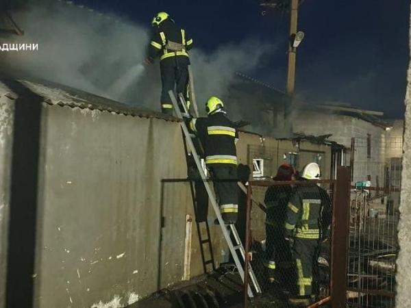 Новина Пожежно-рятувальні підрозділи ДСНС загасили три пожежі у житловому секторі Ранкове місто. Кропивницький