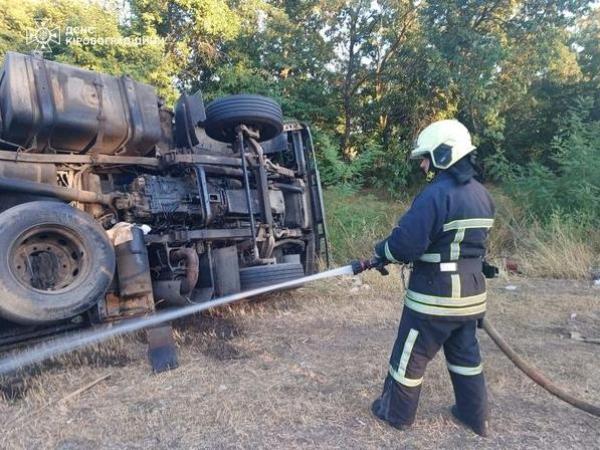 Новина Кропивницький район: рятувальники надали допомогу по ліквідації наслідків ДТП Ранкове місто. Кропивницький