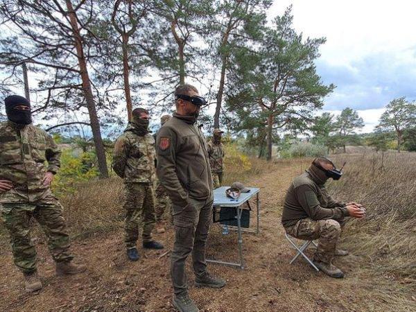 Новина На Кіровоградщині навчають керувати дронами Ранкове місто. Кропивницький