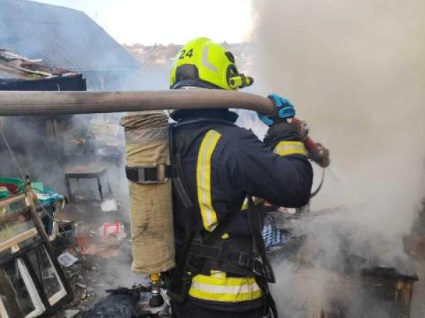 Новина За добу, що минула, вогнеборці Кіровоградщини чотири рази залучались на гасіння пожеж у житловому секторі Ранкове місто. Кропивницький